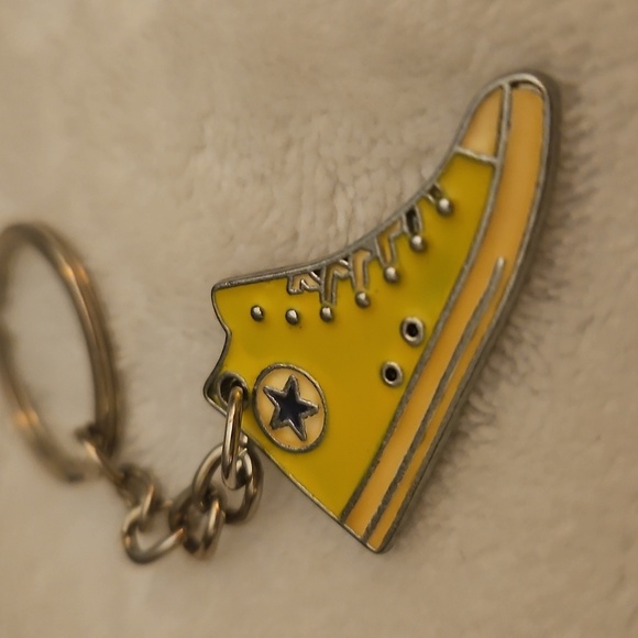 3/$30 Vintage Yellow Converse Sneaker Keychain - Picture 3 of 4
